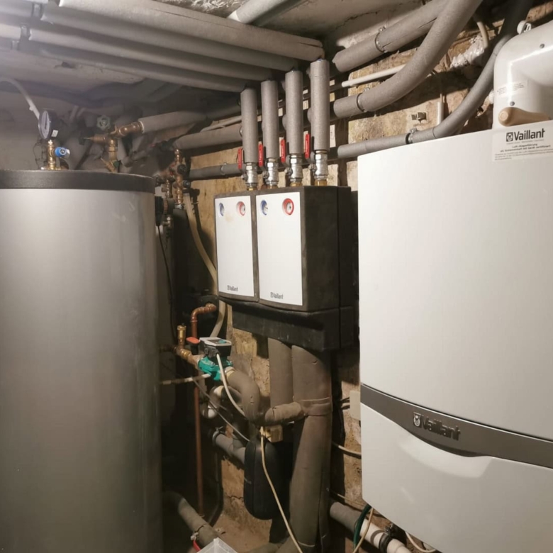 Hocheffiziente Heizungssysteme für Privathaushalte und Gewerbe – DEM GROUP.